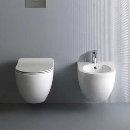 Coppia sanitari sospesi colore bianco serie Blob